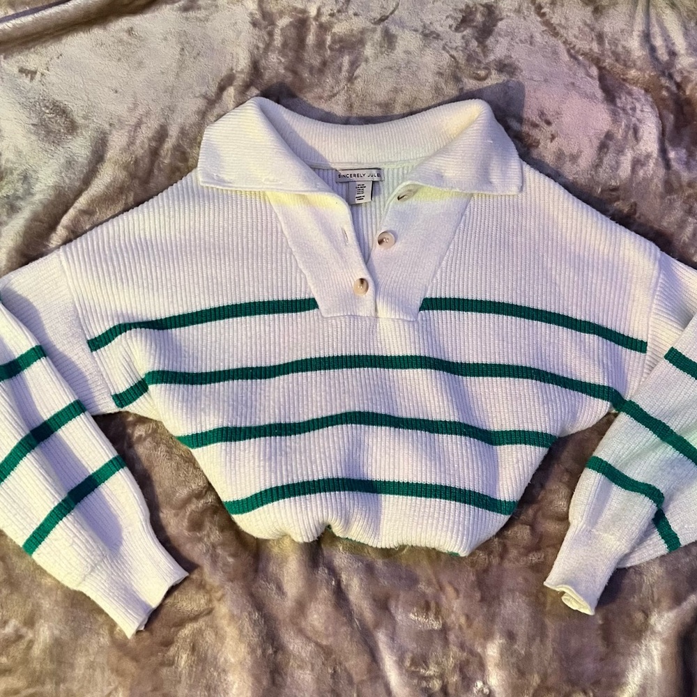 Vintage White and Green Striped Sweater